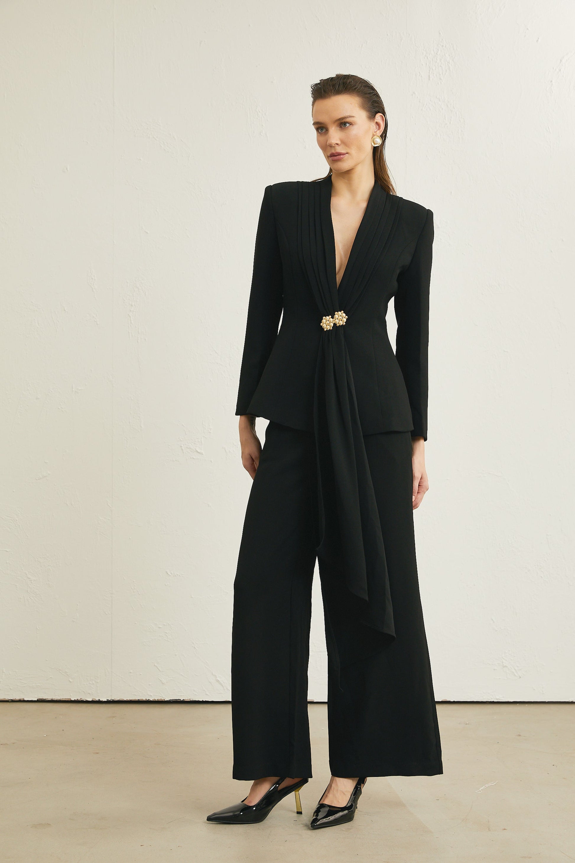 Suzanne black pleated jacket & trousers matching set