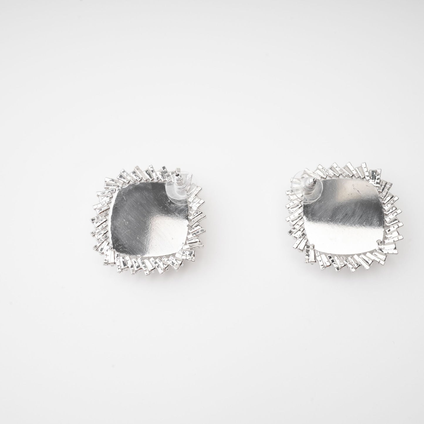 Marilyn crystal-embellished stud earring