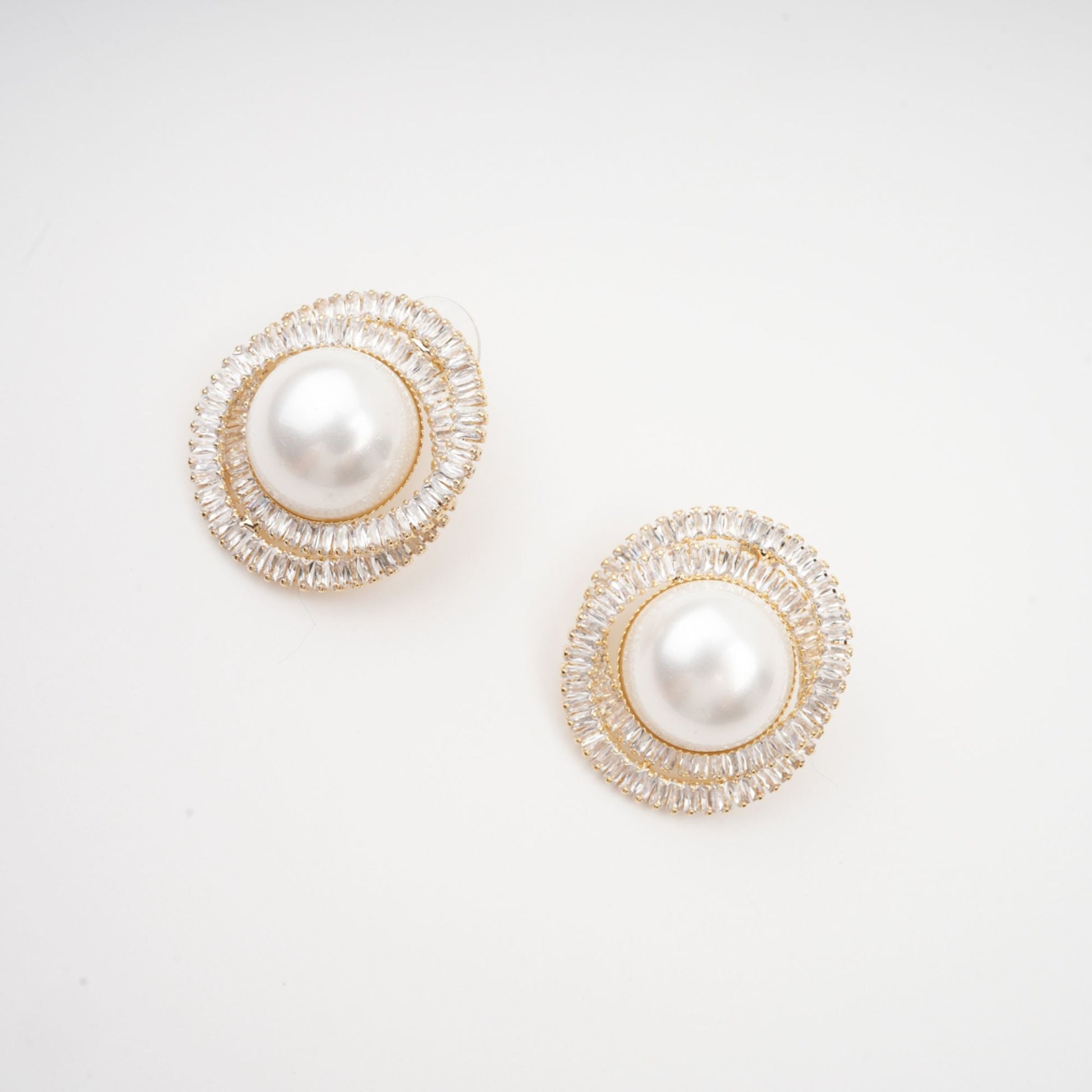 Éléonore crystal faux-pearl earrings