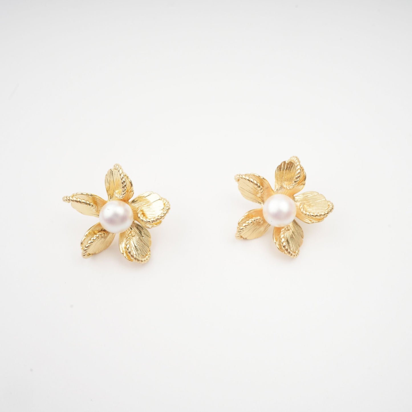 Jeanne floral faux-pearl stud earrings