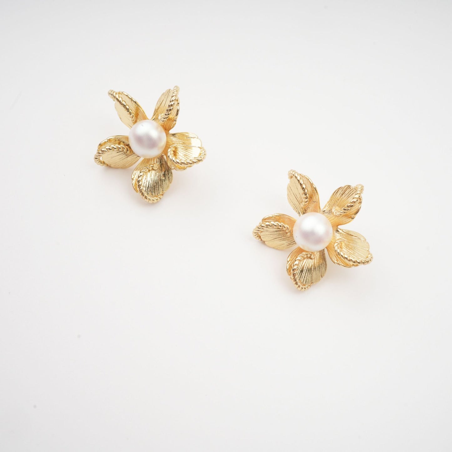 Jeanne floral faux-pearl stud earrings