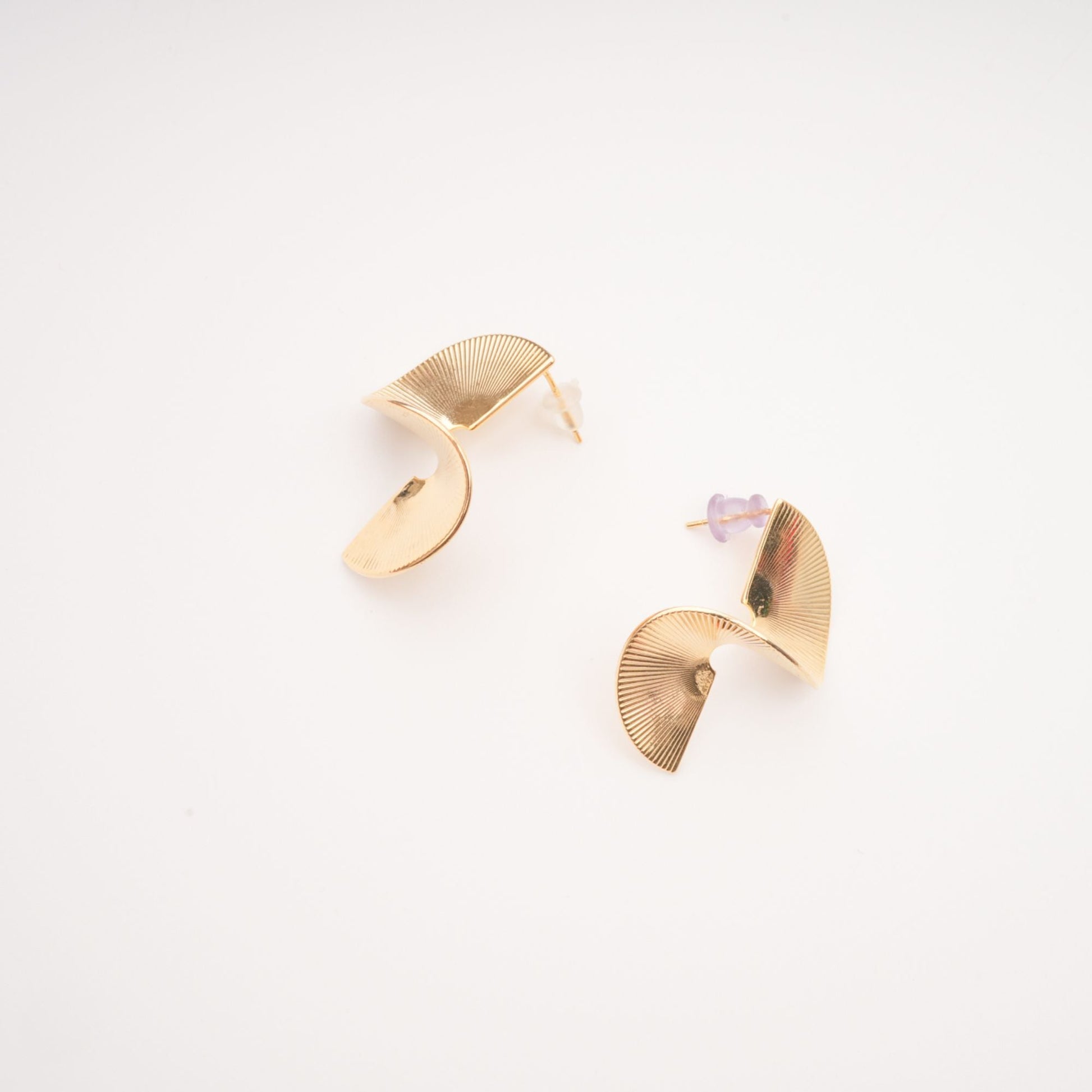 Mara gold-plated twisted earrings