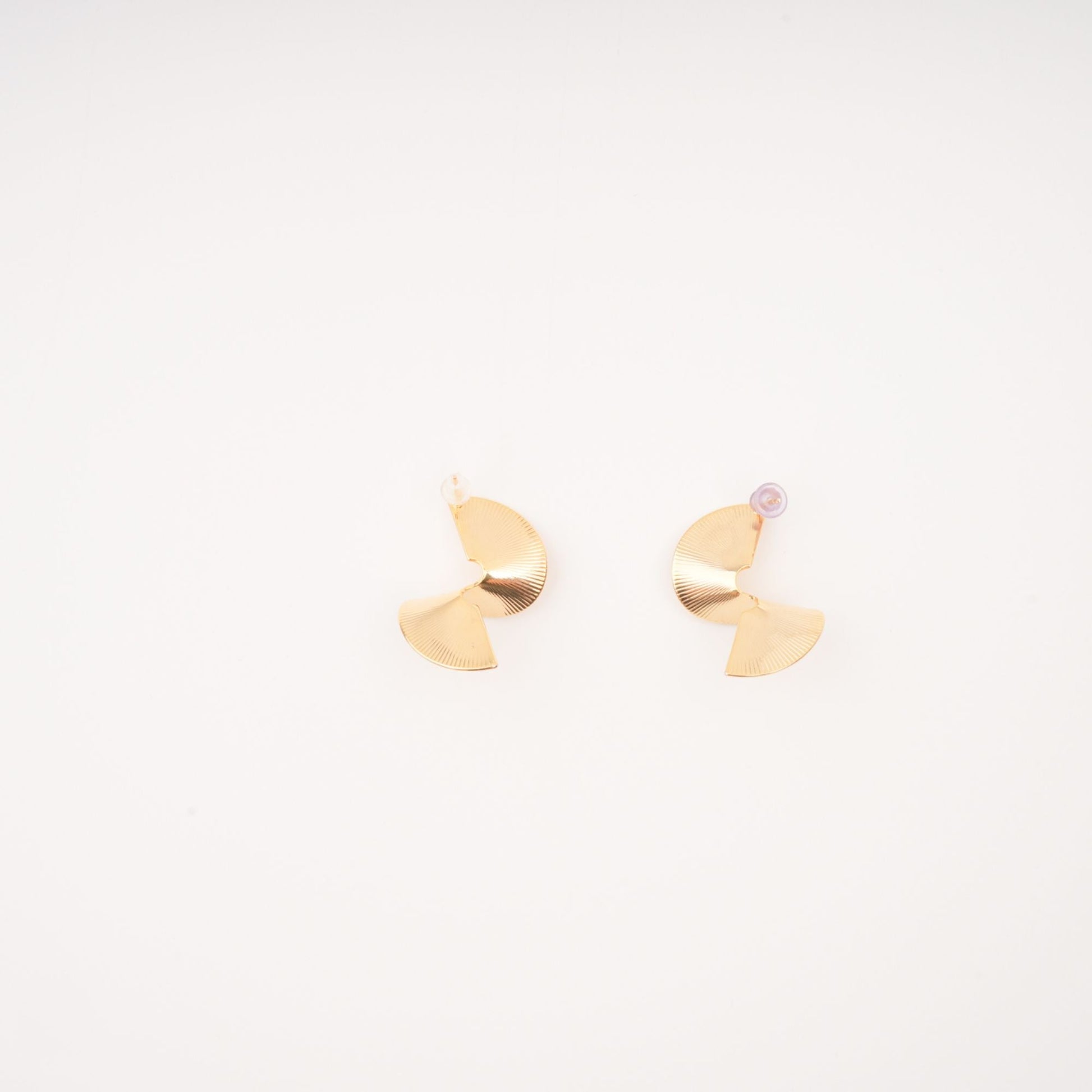 Mara gold-plated twisted earrings