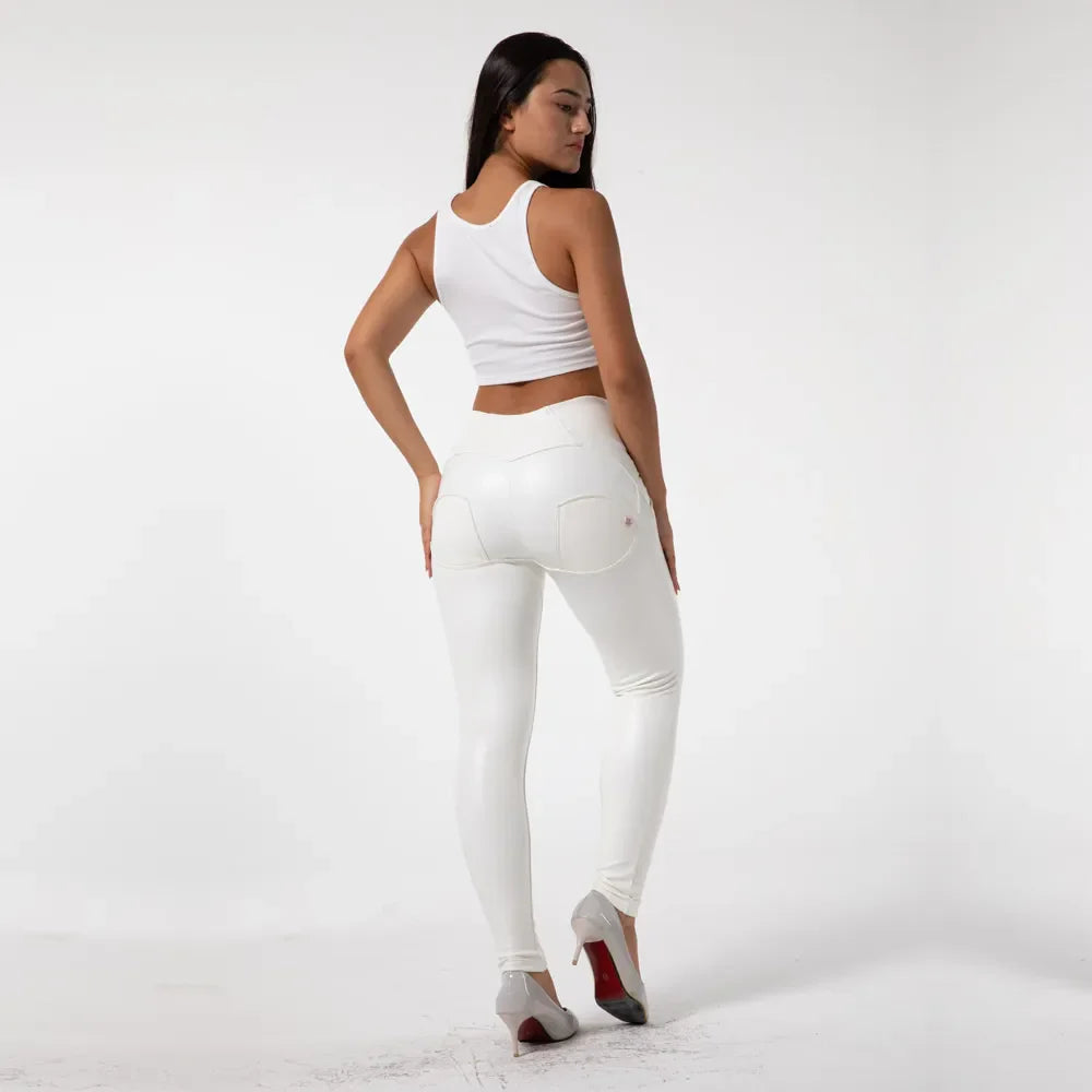 Boldessa® You're Pretty In White Pants