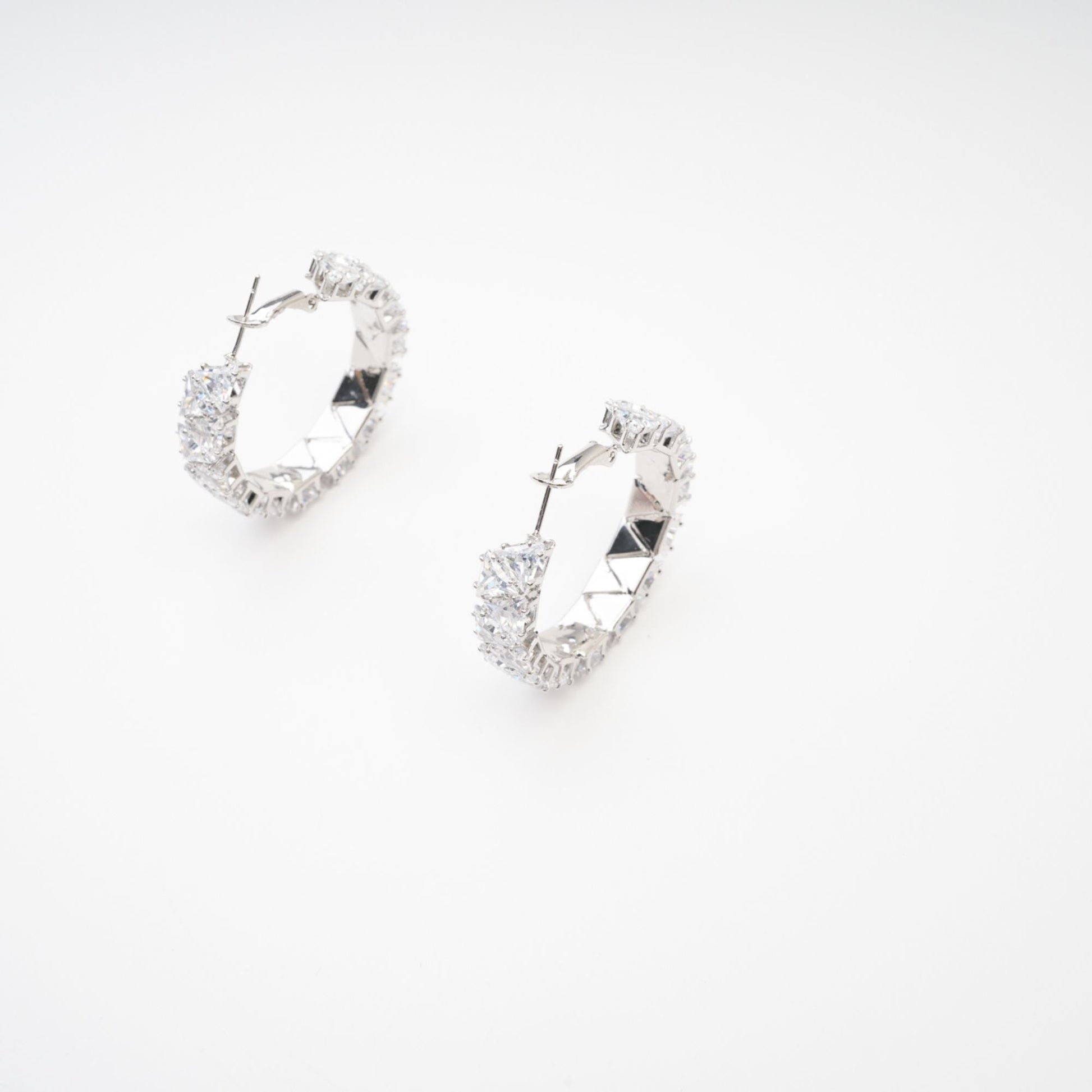 Léa crystal-embellished circle earrings